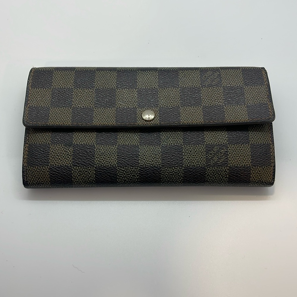 Louis Vuitton Damier Long Wallet